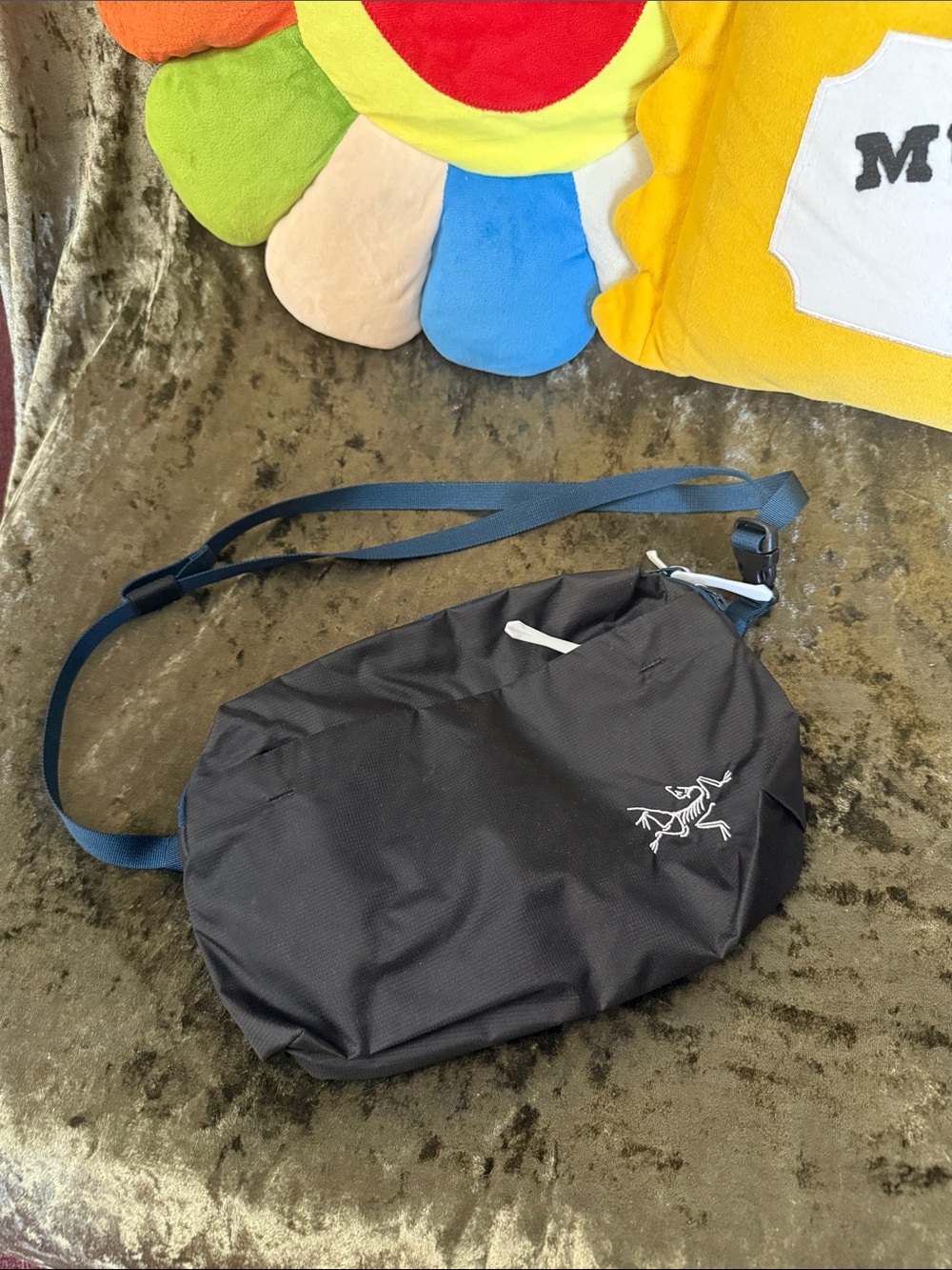Arc'teryx Black Crossbody Sling with Blue Strap